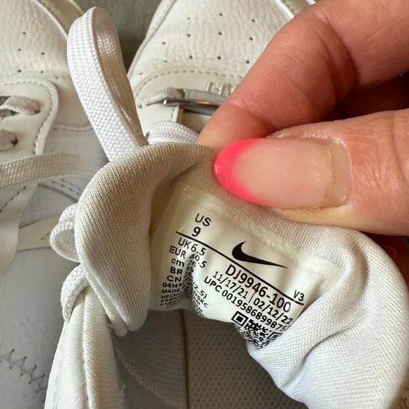 Nike Women’s White Sneakers Air Force 1 Platform size 9 - Picture 5 of 7